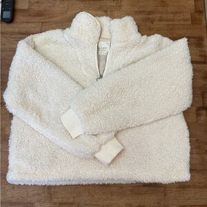 Altar’d State Cream Sherpa Pull Over Size Large